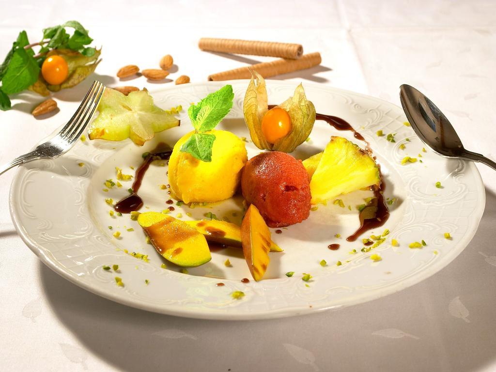 Gasthof Restaurant Buergerstueble Sankt Peter Luaran gambar