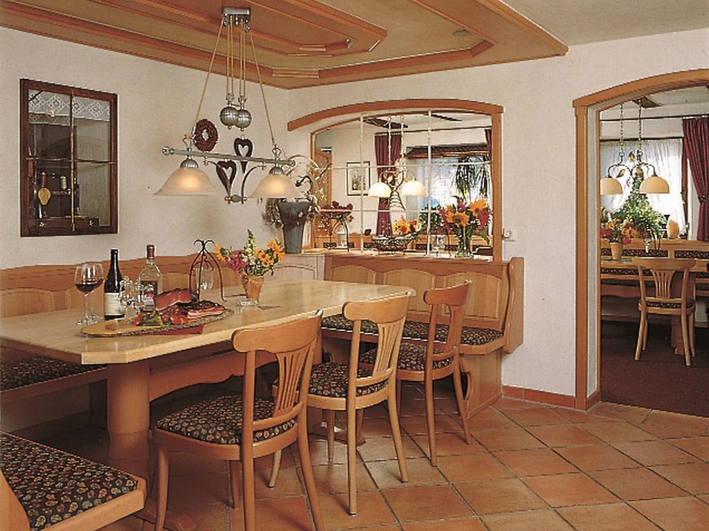 Gasthof Restaurant Buergerstueble Sankt Peter Luaran gambar